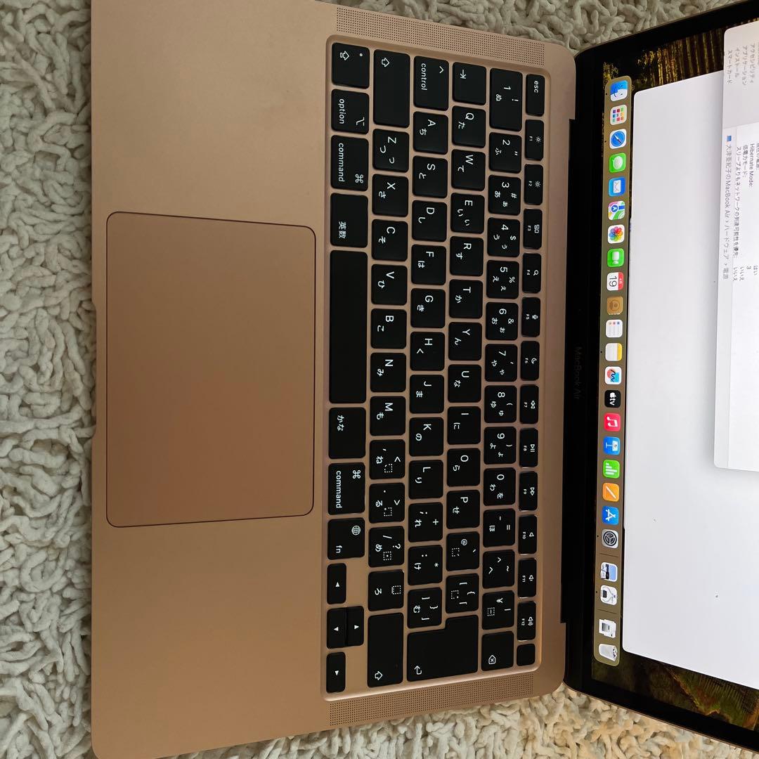 Apple MacBook Model# A2338 13インチ ゴールド