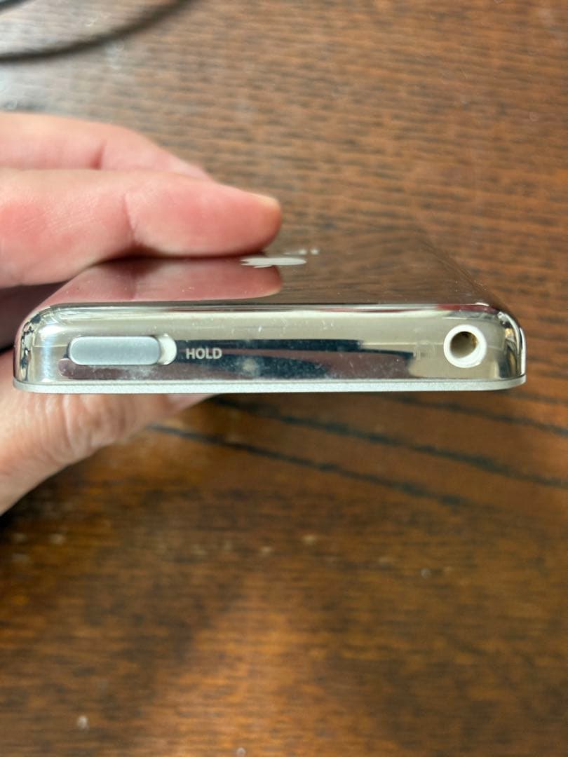 第6世代 iPod 160GB シルバー