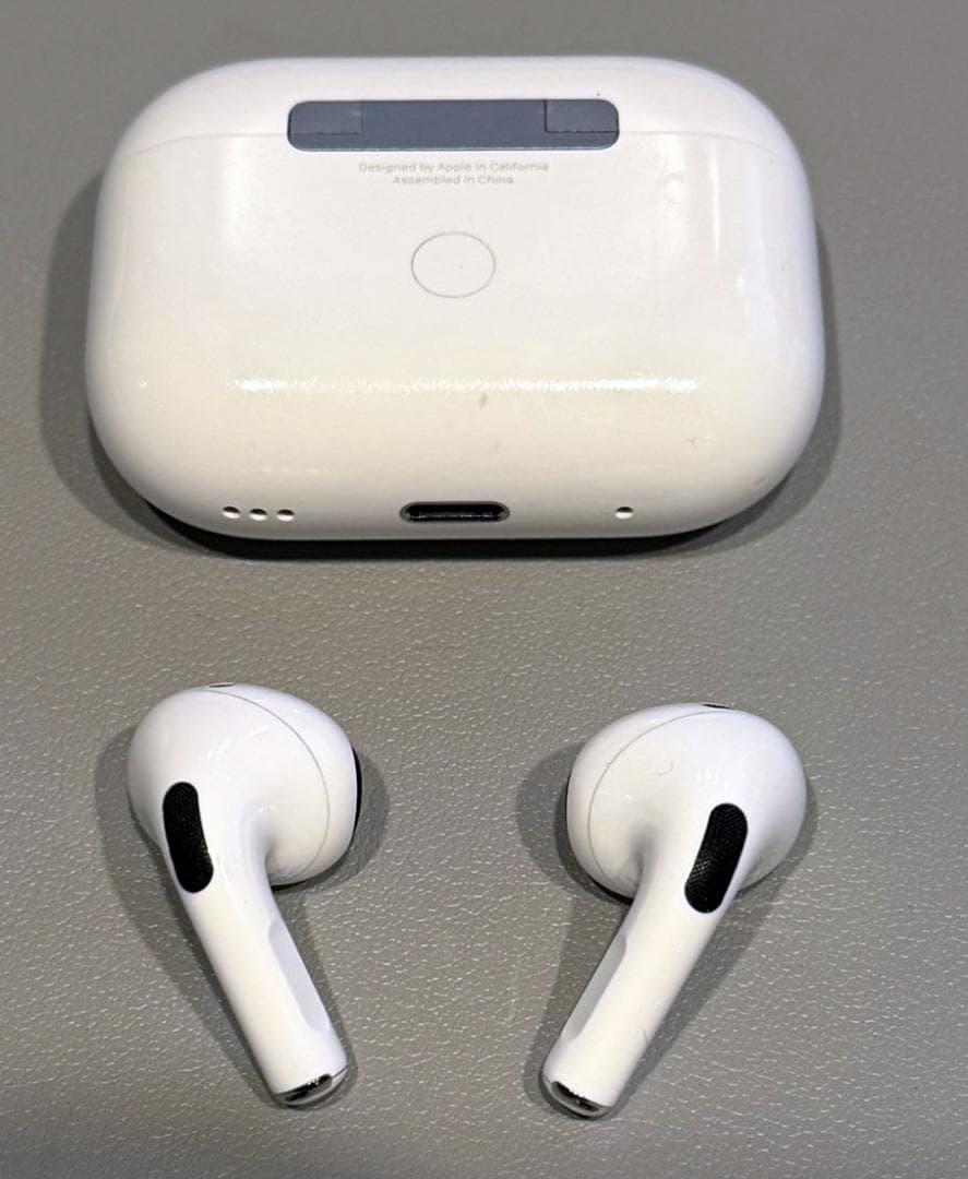 中古 Apple AirPods Pro 第2世代　lightning