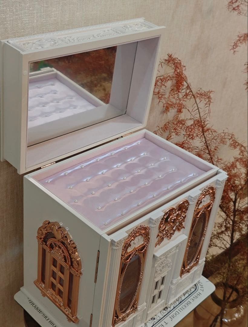 フラワーノーズ　ストロベリーキューピッド　メイクボックス　新作