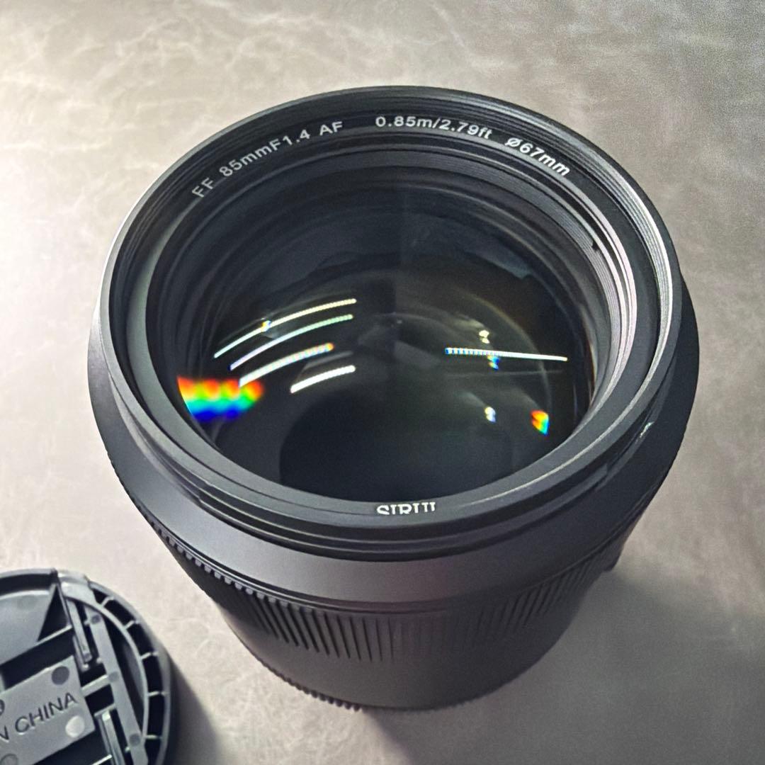 SIRUI AURORA AF 85mm F1.4 FF Eマウント（SONY）