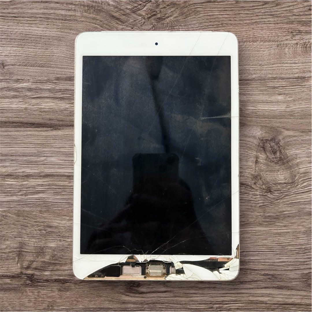 Apple iPad 本体 画面ひび割れあり mini第1世代