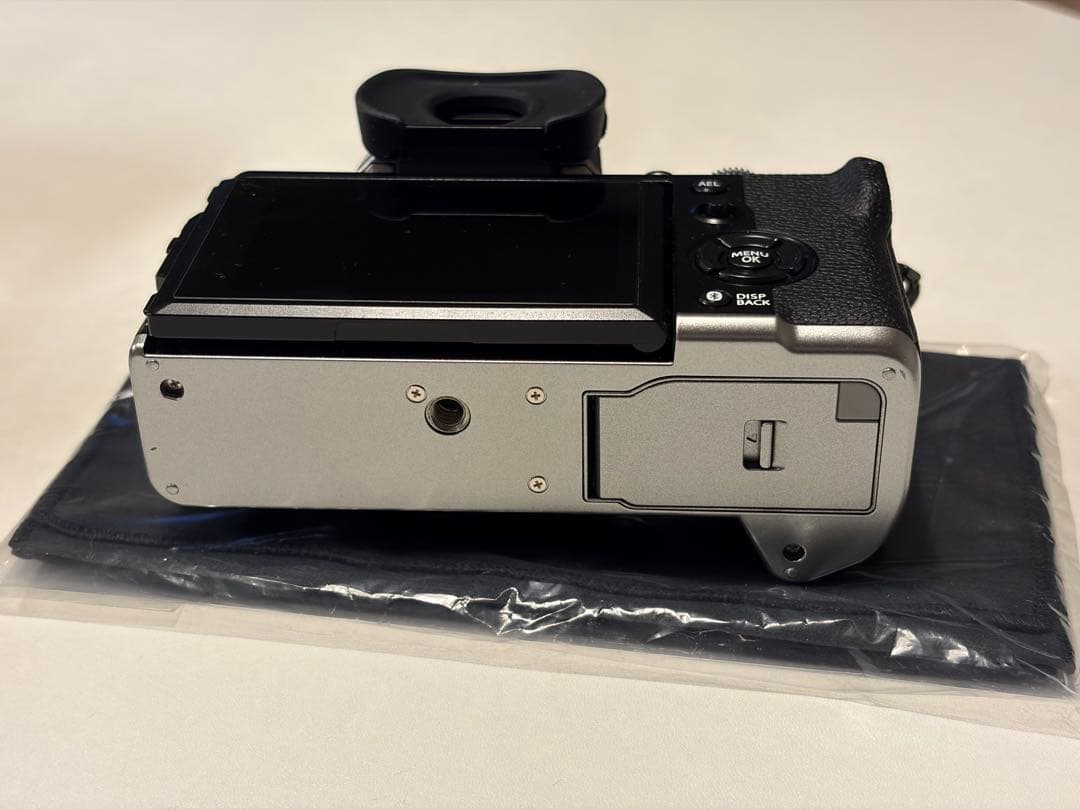 お得　FUJIFILM X-T5 レンズ2本セット