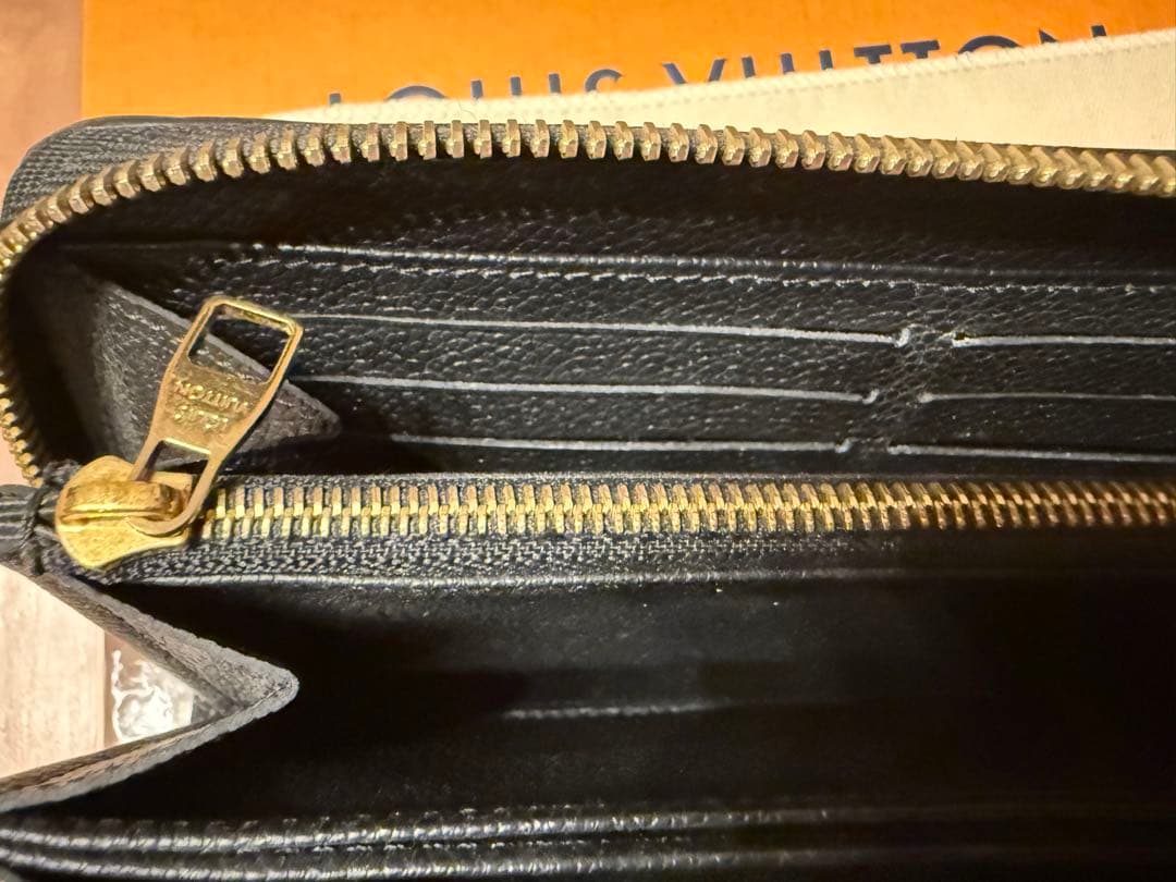 LOUIS VUITTON 長財布 ブラック ジッピーウォレット
