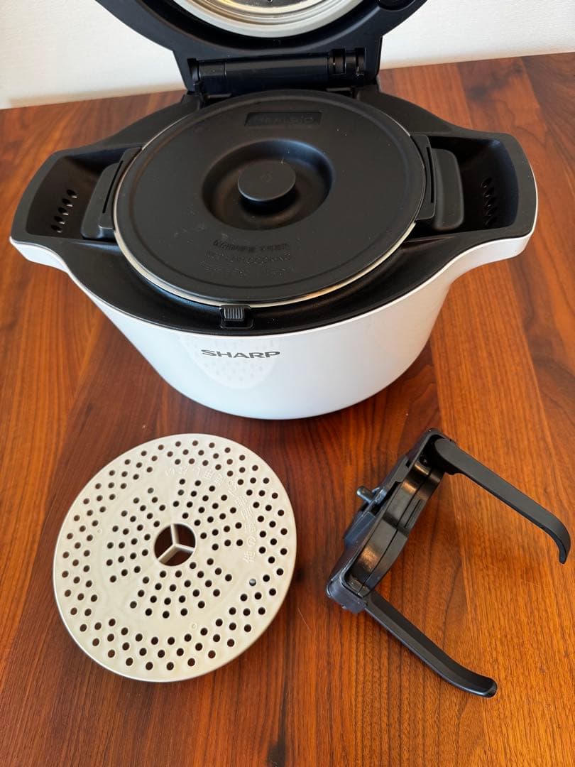 【使用感あり】シャープ ヘルシオ ホットクック 1.6L ホワイト