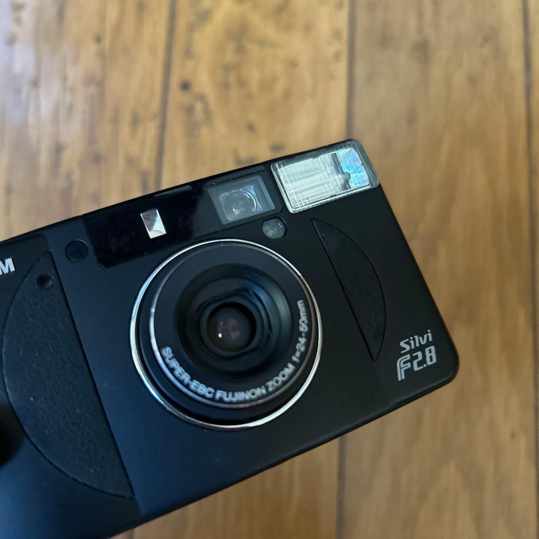 FUJIFILM Silvi F2.8 コンパクトカメラ
