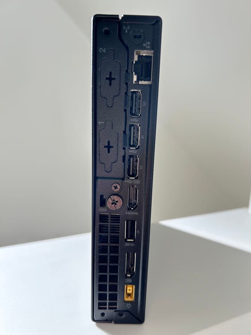 Lenovo ThinkCentre M75q-1 AMD Ryzen5ミニPC