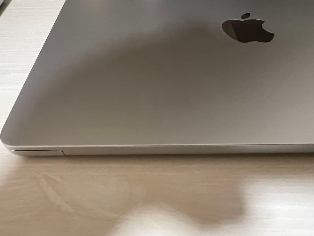 MacBook Air M3 13インチ256GB 8GB モデル シルバー