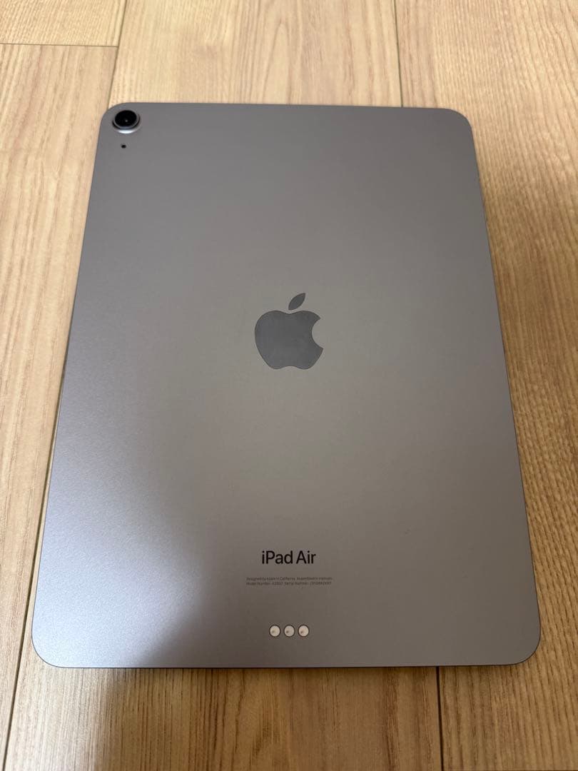 iPad Air （M2チップ）11インチ　バッテリー状態 100%