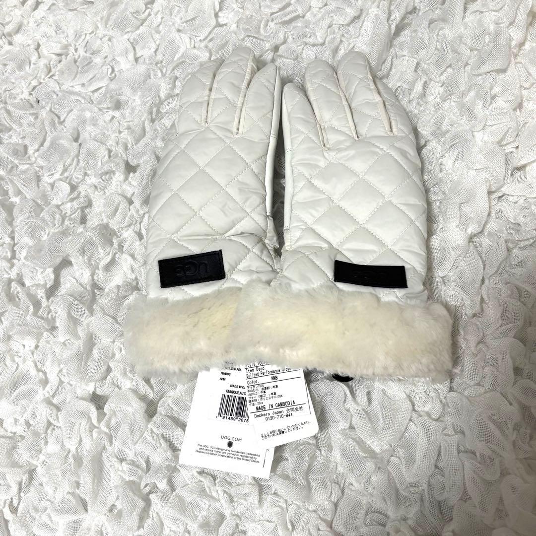 UGG ホワイト キルティング手袋
