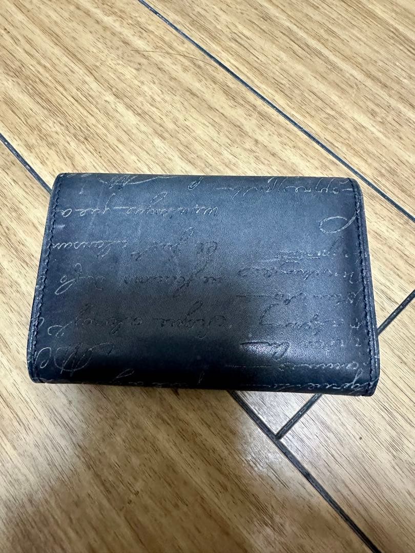 黒 レザー 名刺入れ　ベルルッティ