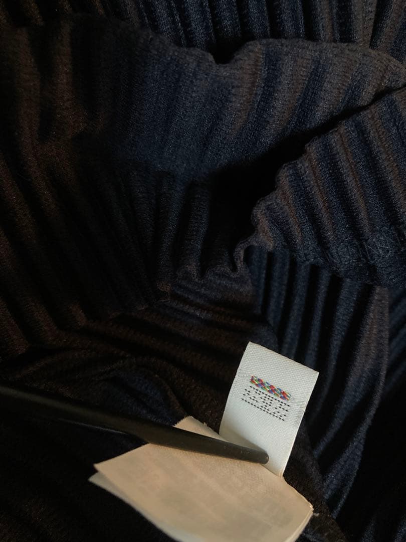 新品同様　ISSEI MIYAKE HOMME PLISSE 21/21 美術館