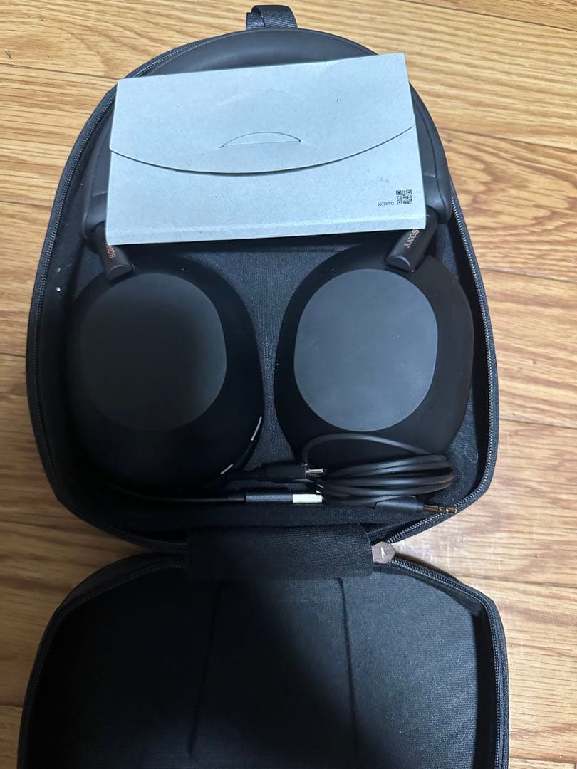 Sony ワイヤレスヘッドホンブラック (WH-1000XM5)