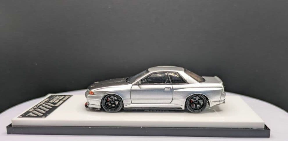 1/64 スカイライン GT-R R32(シルバー)