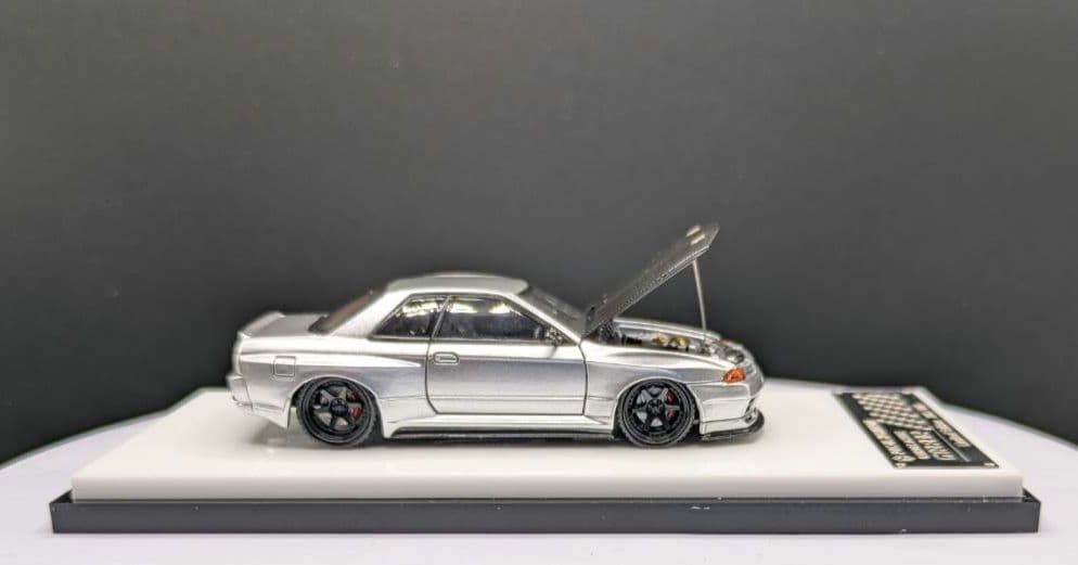 1/64 スカイライン GT-R R32(シルバー)