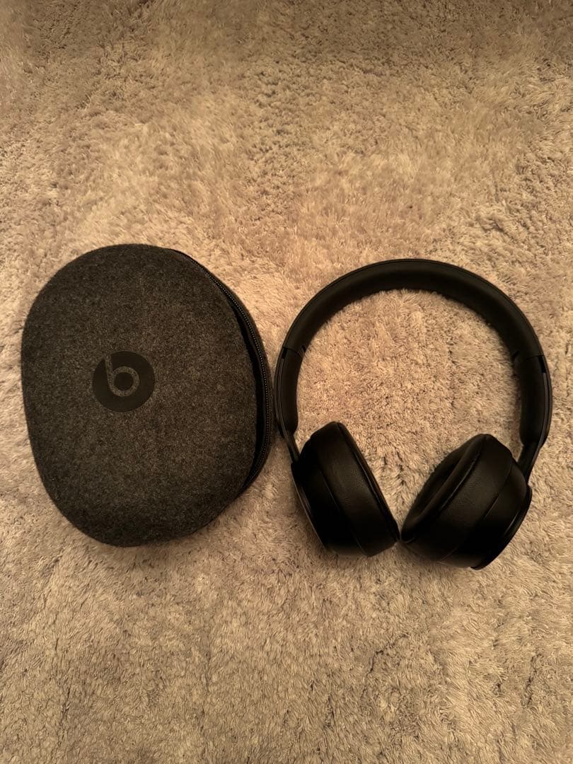 Beats ワイヤレスヘッドホン ブラック ケース付き