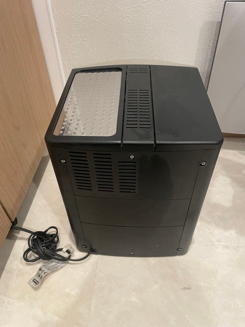 DeLonghi Magnifica エスプレッソマシン