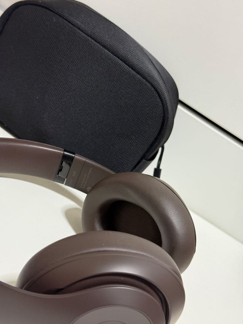 Beats プレミアムワイヤレスノイズキャンセリングヘッドフォン