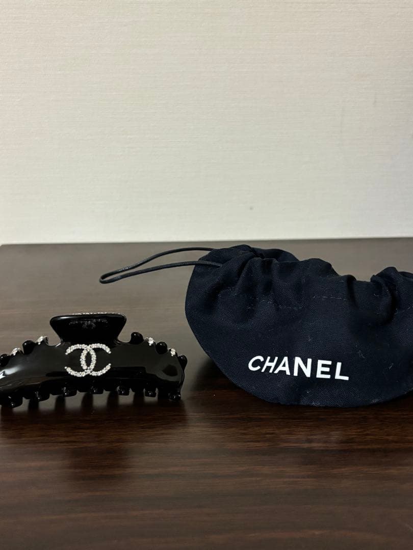 CHANEL ヘアクリップ　ストーン　シャネル