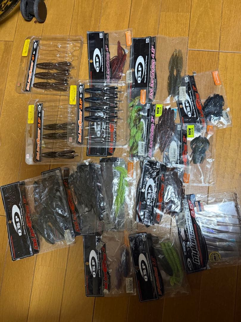 バス釣りワームセット　(バラ売り不可)