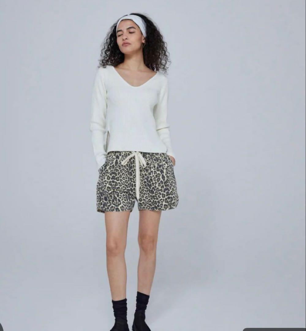 ヒョウ柄 Mサイズ ショートパンツ