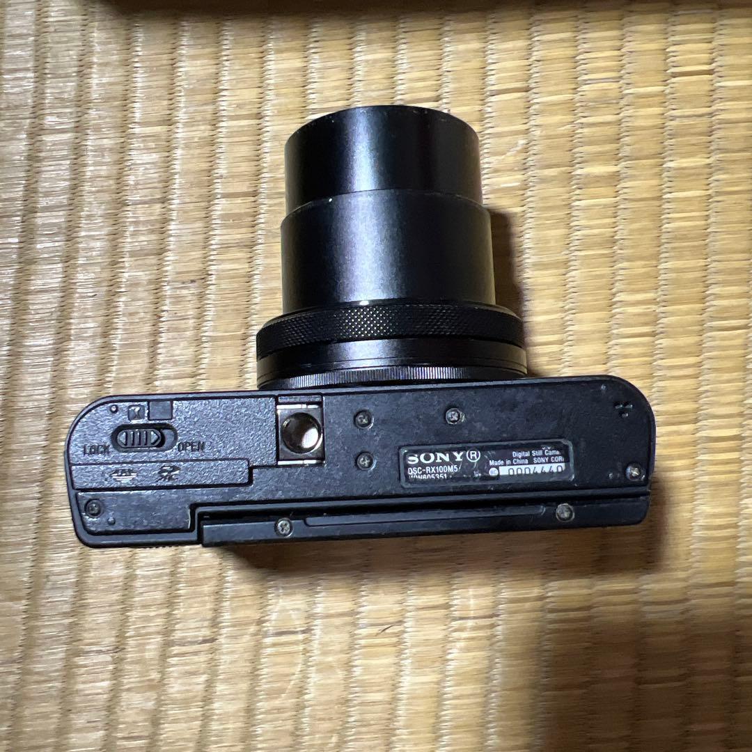 デジタルカメラ SONY DSC-RX100M5