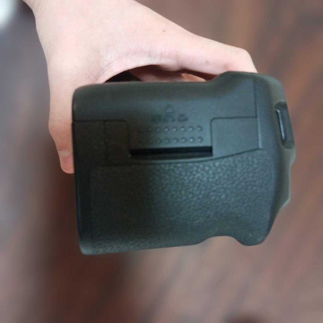 Canon EOS 40D デジタル一眼レフカメラ 本体　バッテリーつき