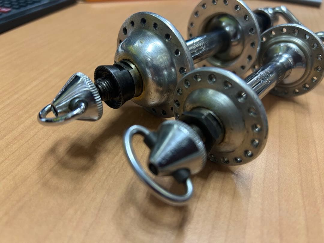 カンパニョーロ　継ぎハブ前後　ボスフリー　100/120　中古