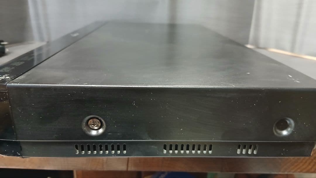 500GB シャープ AQUOS BDレコーダー☆BD-W570☆リモコン付 1