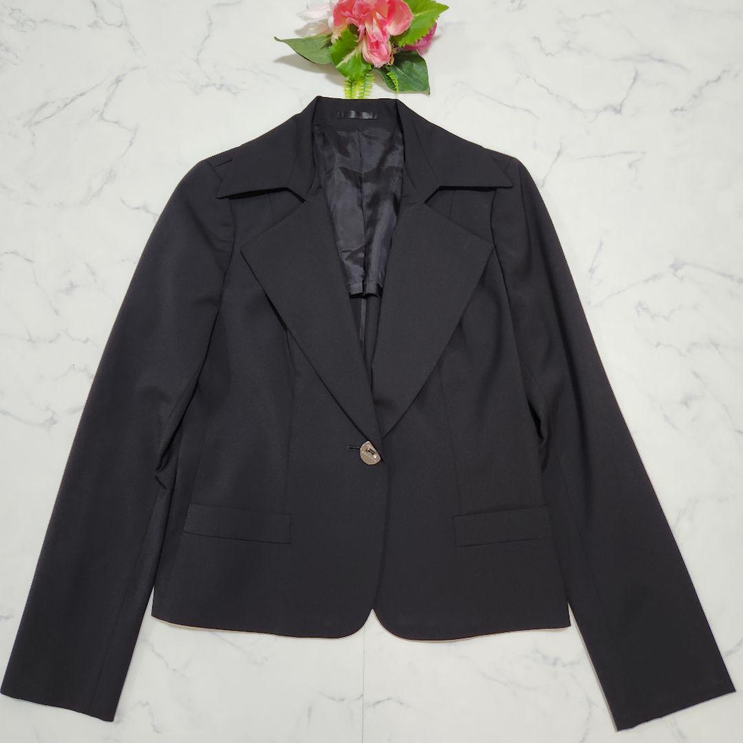 バーバリーロンドン　スカートスーツ　セットアップ　イタリア製生地　40　ブラック