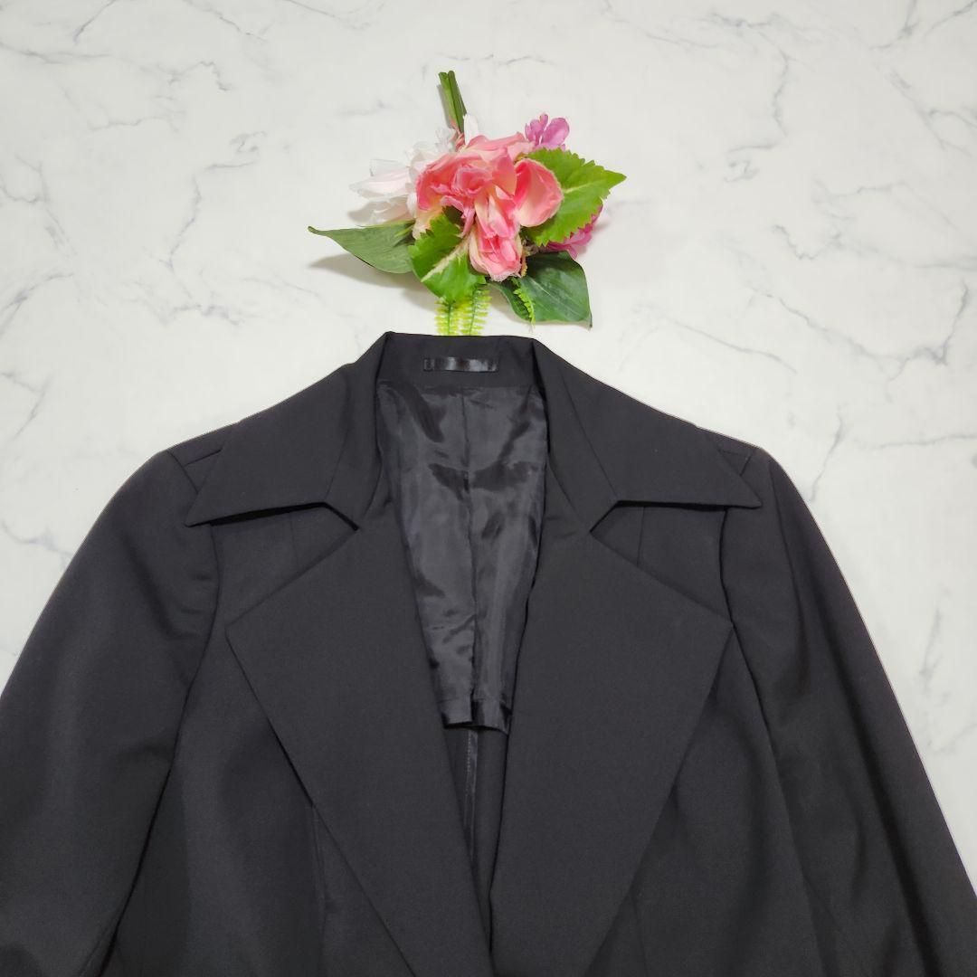 バーバリーロンドン　スカートスーツ　セットアップ　イタリア製生地　40　ブラック