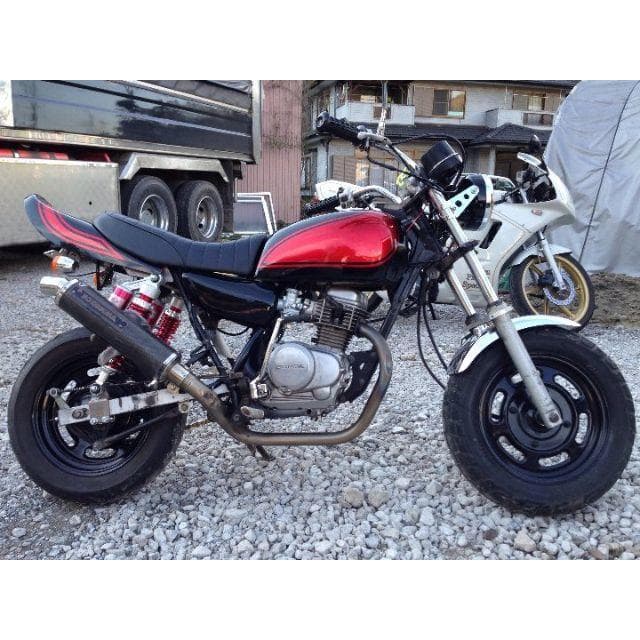 1 / 新品　エイプ50　100 ツインサスアダプター 塗装有　ＫＢＣ製 Ｗサス