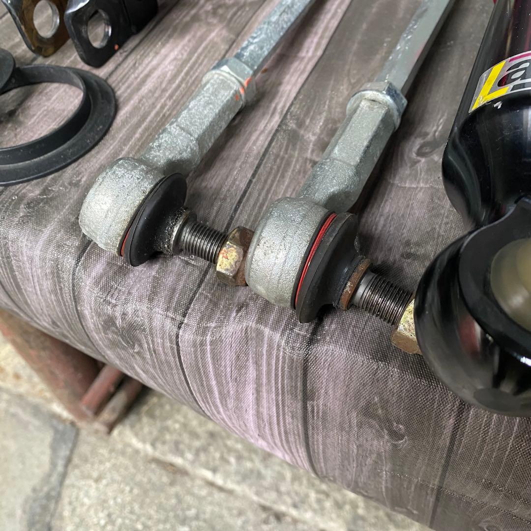 【美品】80ヴォクシー/ノア/エスクァイア ラルグス 車高調