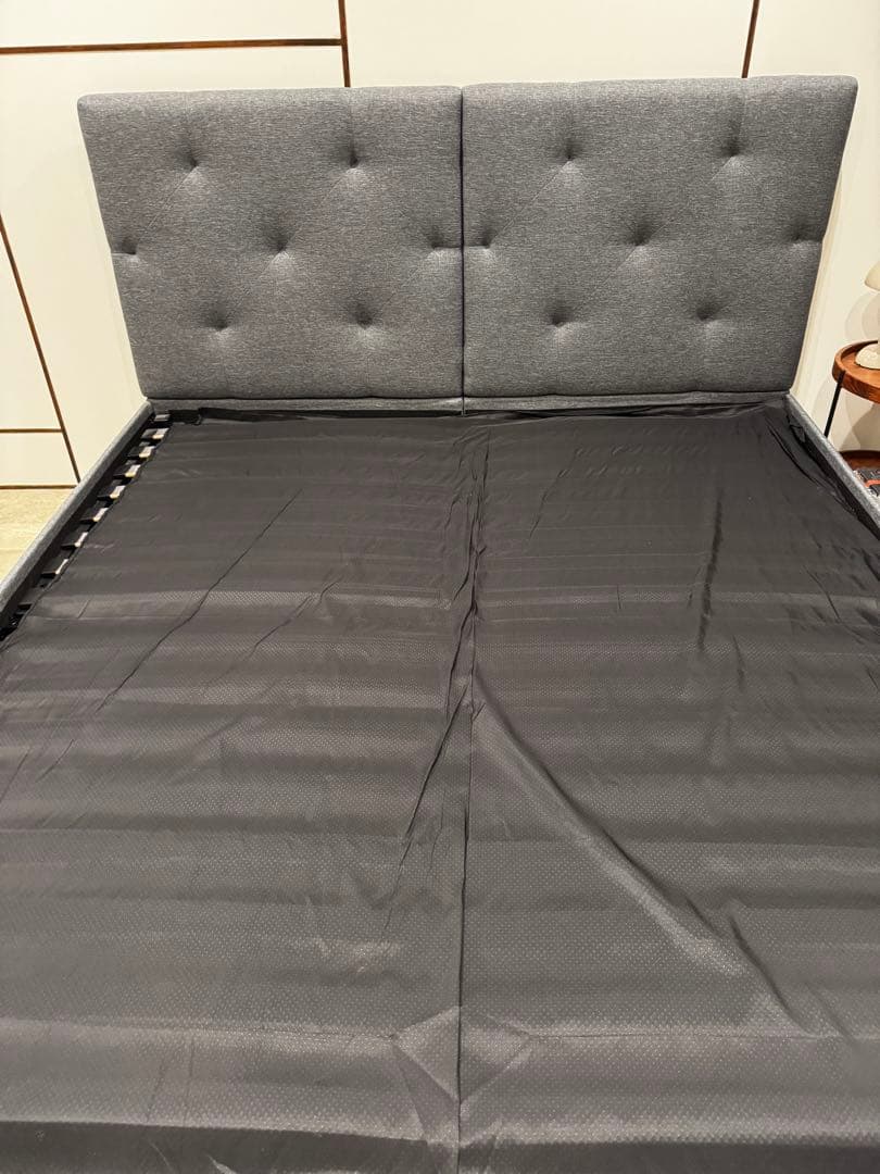 エマスリープ　キングベッドフレーム　マットレスなし