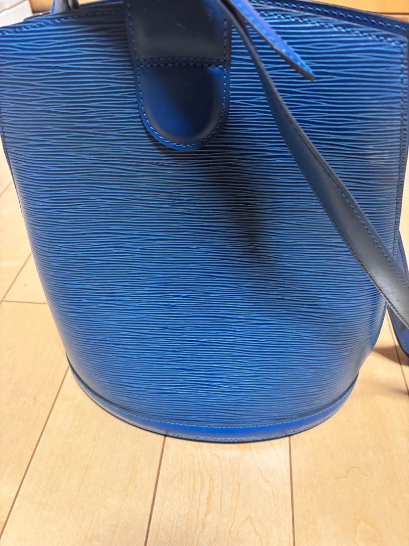 エピレザー バケットバッグ 青