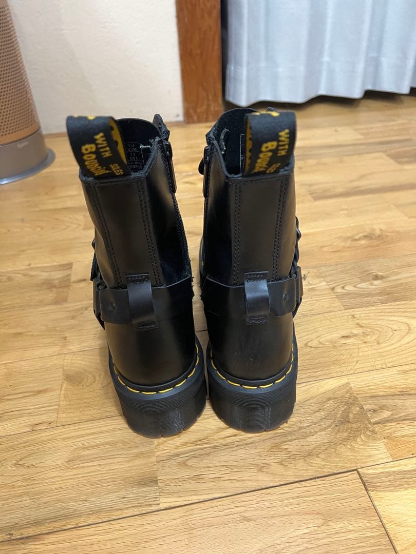 豊*明様 Dr.Martens Jadon Harness