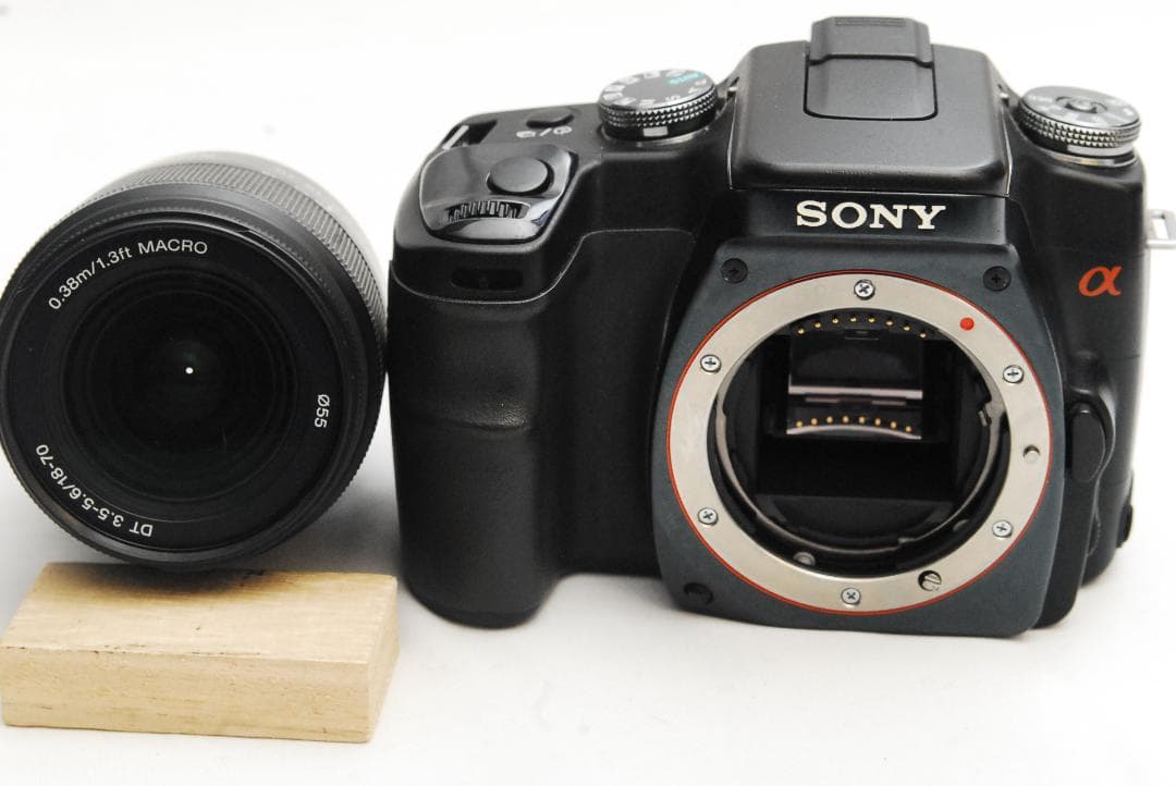 SONY α100/DT 3.5-5.6 18-70　（良品）