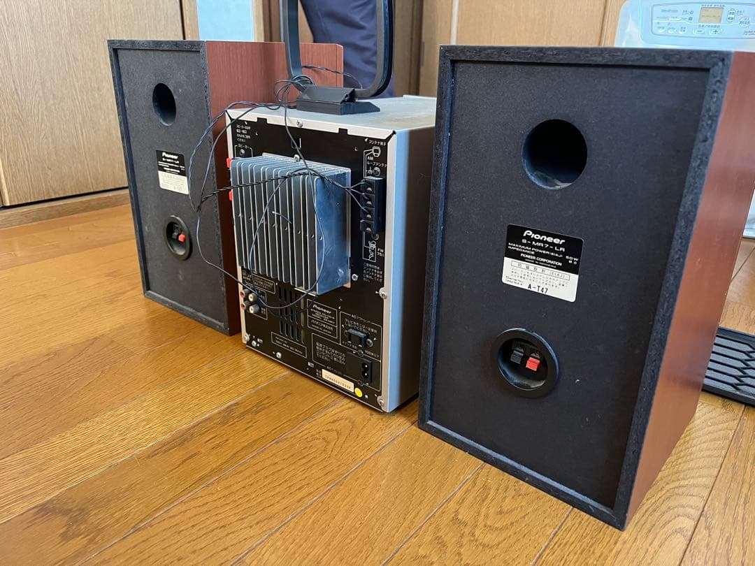 ミニコンポ シルバー ブラウン 2スピーカー