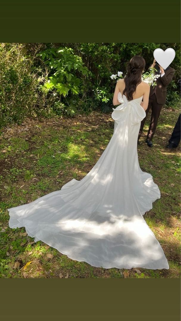 ストラップレス ホワイトウェディングドレス