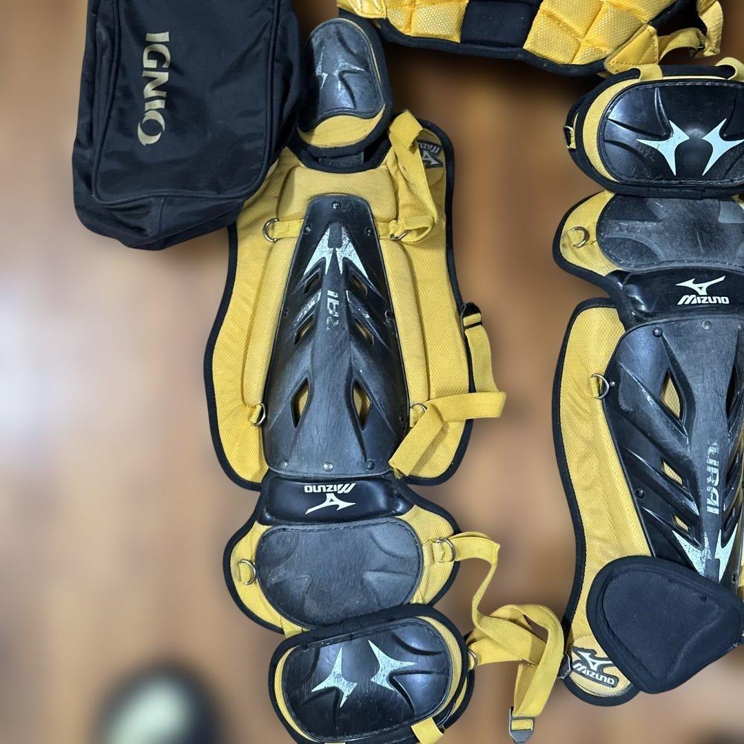 Mizuno キャッチャー防具セット バッグ付き中古品