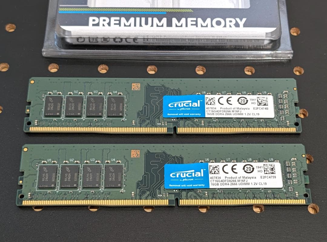 Crucial 32GB (16GB×2枚) DDR4-2666 PCメモリ