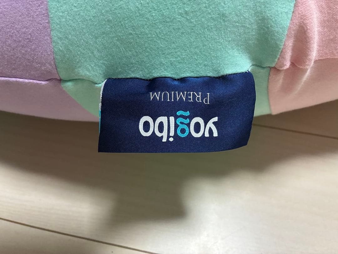 Yogibo サポート　レインボープレミアム　ブラックのカバー付き！