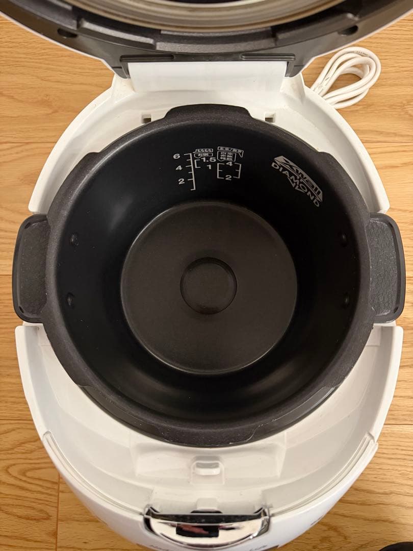 なでしこ健康生活 炊飯器 CRP-N0610F