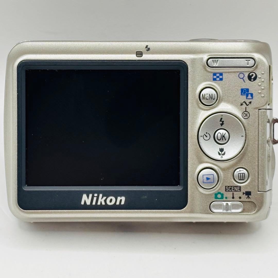動作確認済み　※箱付属品付き※ Nikon COOLPIX L6 デジタルカメラ