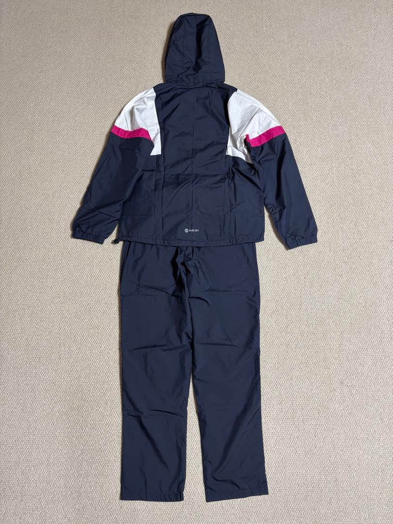アディダス　裏起毛ウインドブレーカー上下　レディースM 新品未使用