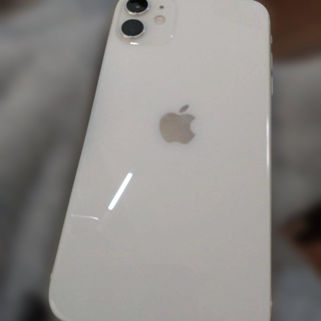 大幅値下げ‼️【綺麗】iPhone11 64GB バッテリー最大容量100%