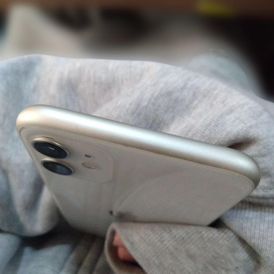 大幅値下げ‼️【綺麗】iPhone11 64GB バッテリー最大容量100%