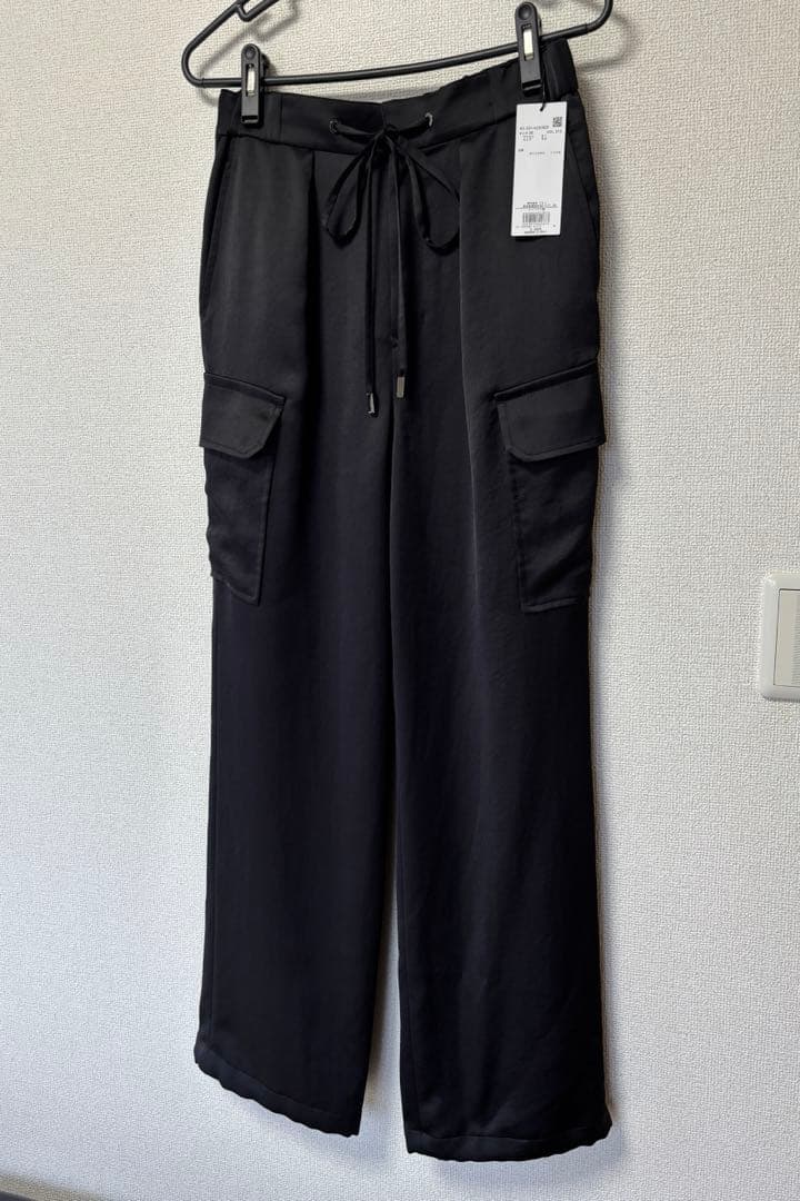 【新品】ピンキーアンドダイアン◆サテンカーゴパンツ ブラック 38