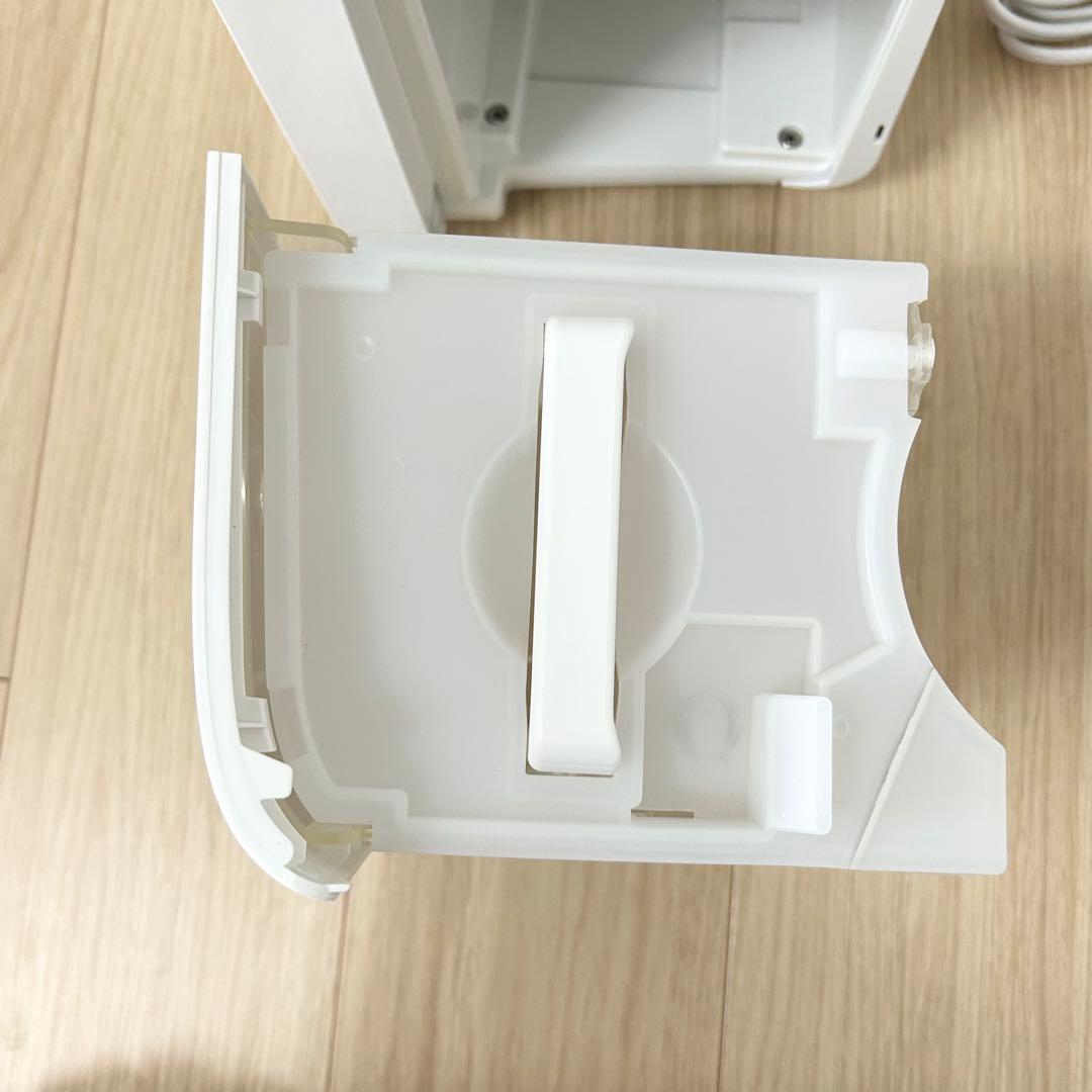 SHARP シャープ コンプレッサー式 除湿機 CV-R71-W 2024年製