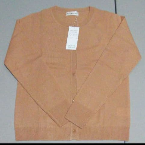 新品☆オンワード カシミヤ100%クルーネックカーディガン キャメル M